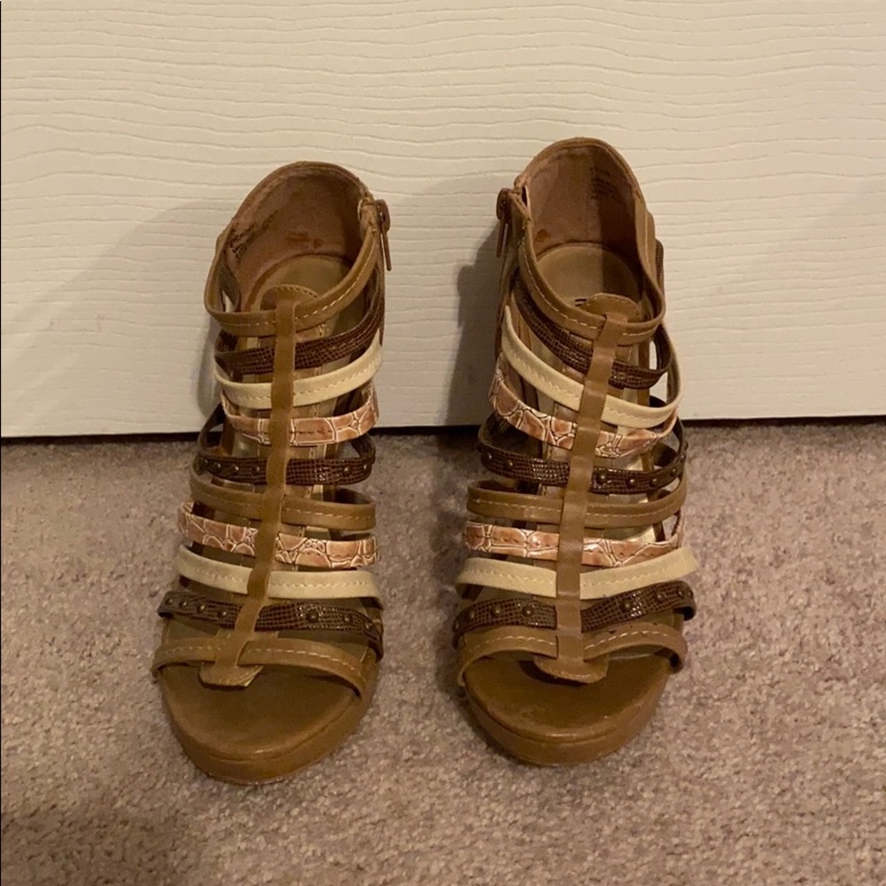 New Madden Girl Kickoff Sz 7